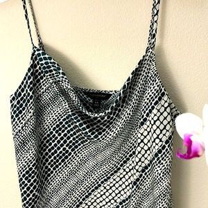 Banana Republic silk tank top in black and white pattern